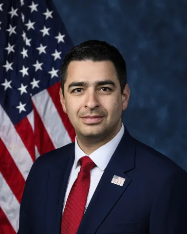 Congressman Gabe Evans Headshot